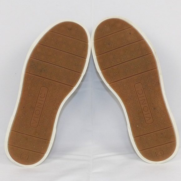 Vionic Size 8 KIMMIE PERF Gray Suede Slip on Loafer cut out detail pattern • - Picture 4 of 5